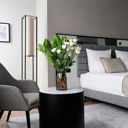 מלון Leonardo Royal