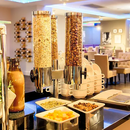Leonardo Royal Hotel 4*