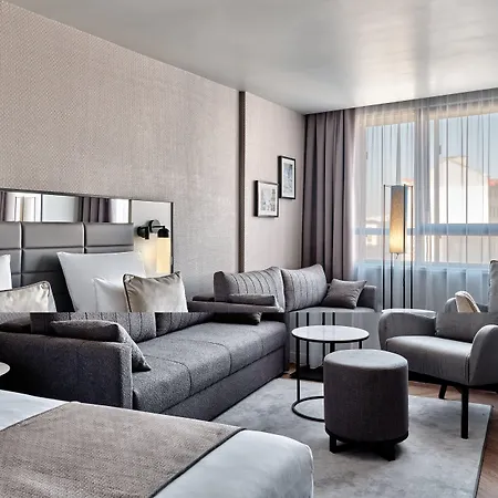 Leonardo Royal 4*