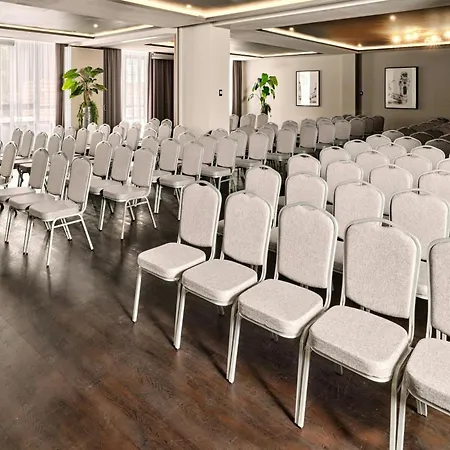 Ξενοδοχείο Leonardo Royal 4*