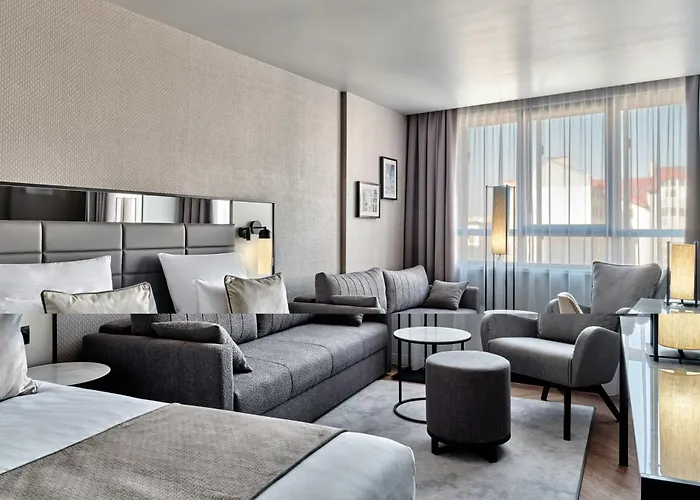 Hotel Leonardo Royal 4*