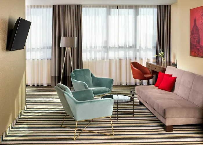 Leonardo Royal Hotel 4*