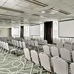 Hotel Leonardo Royal 4*