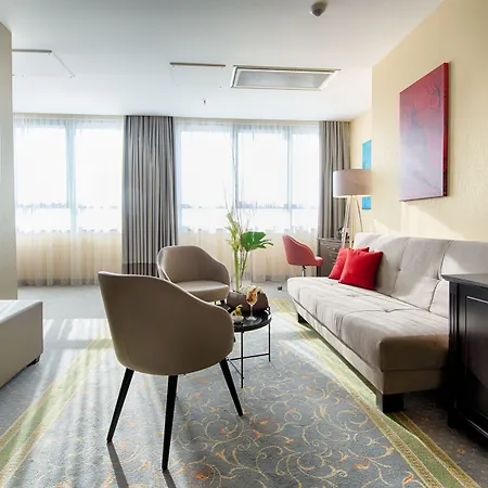 Leonardo Royal Hotel 4*