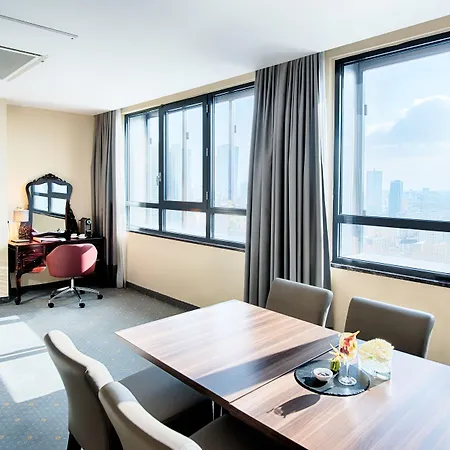 Hotel Leonardo Royal